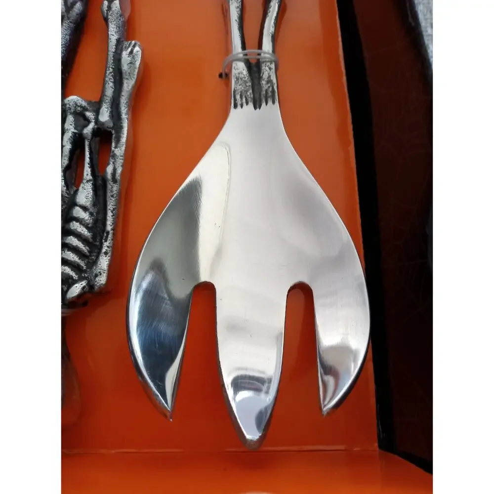 HALLOWEEN SPOOKY HOLLOW BRAND SKELETON 2 PC SALAD SERVERS 1161